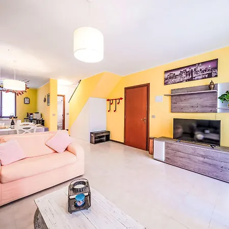 Daire Villaggio 5 Terre-8 By Interhome